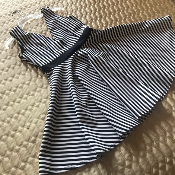 black and white stripped flared sun dress - Picture 3 of 7